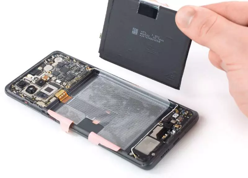 تعویض باتری موبایل هواوی P30 Pro