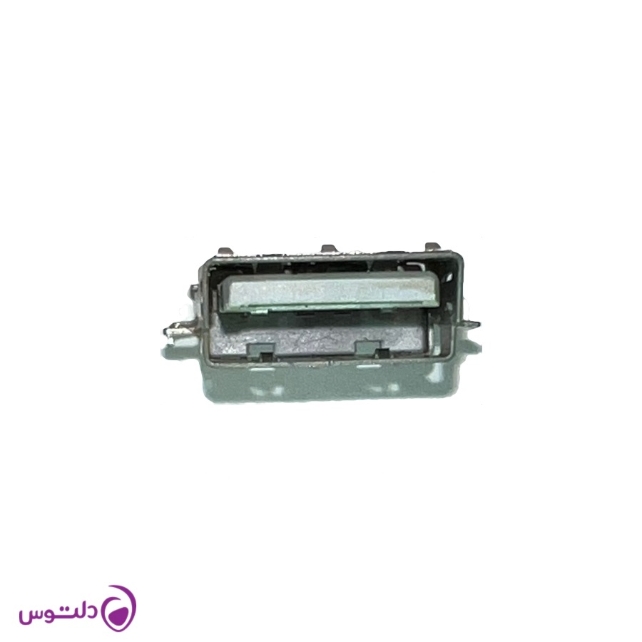 پورت یو اس بی سرفیس پرو ۴